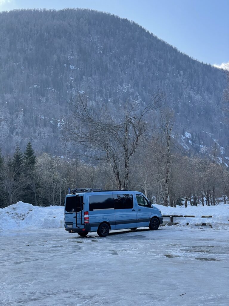 Parkplatz am Lago di Fusine Superiore