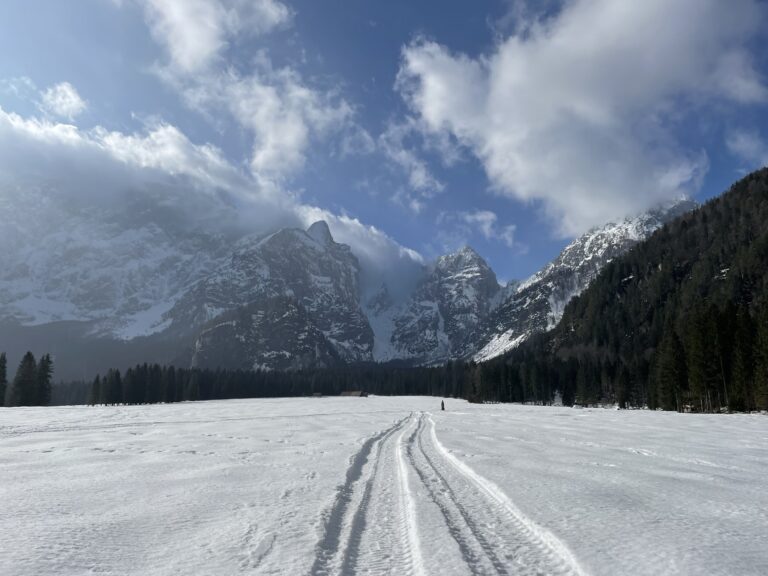 Schneeschuhwanderung am Mangartmassiv