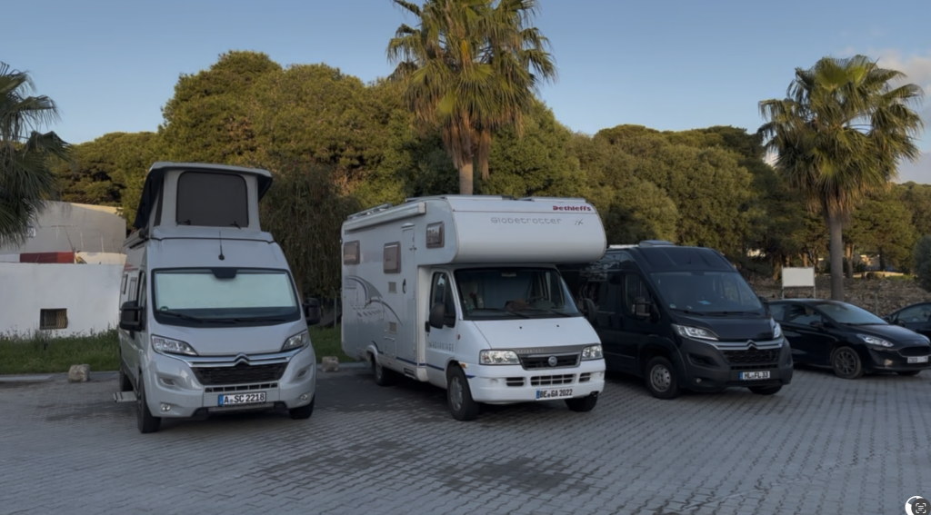 Camper Parkplatz in Ksar es Seghir