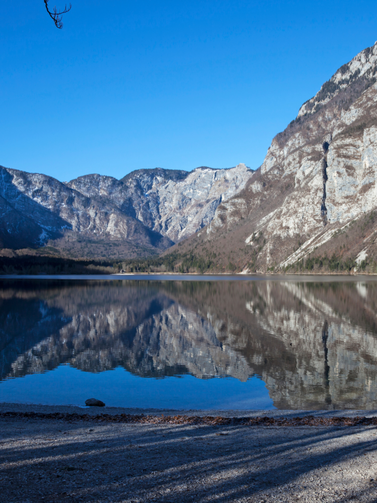 Bohinj See im Frühjahr