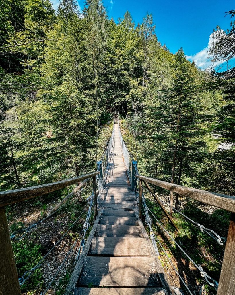 Hängebrücke über Schlucht Kranjska Gora