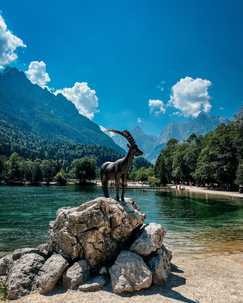 Statue Jasna See Slownien